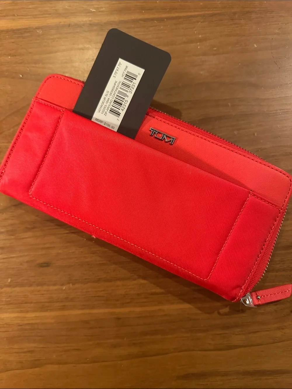 New with tags Tumi Red Zip-Around Clutch Wallet with Front Slip Pocket - Picture 1 of 5